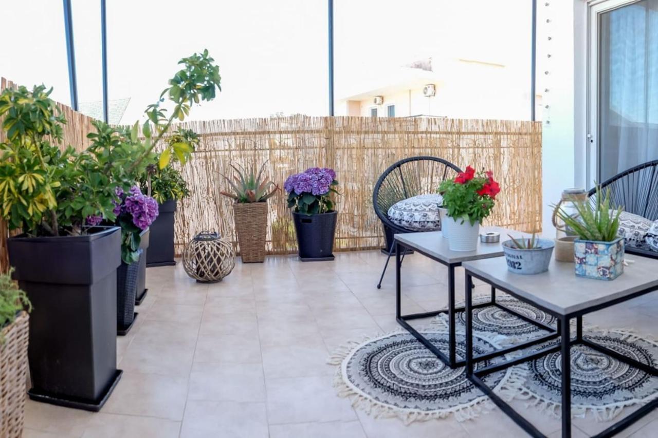 פרבזה Nisos Apartment מראה חיצוני תמונה