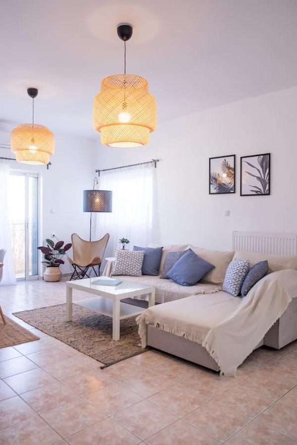 פרבזה Nisos Apartment מראה חיצוני תמונה